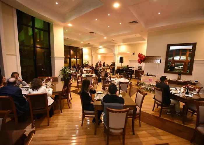 Marques Plaza Hotel